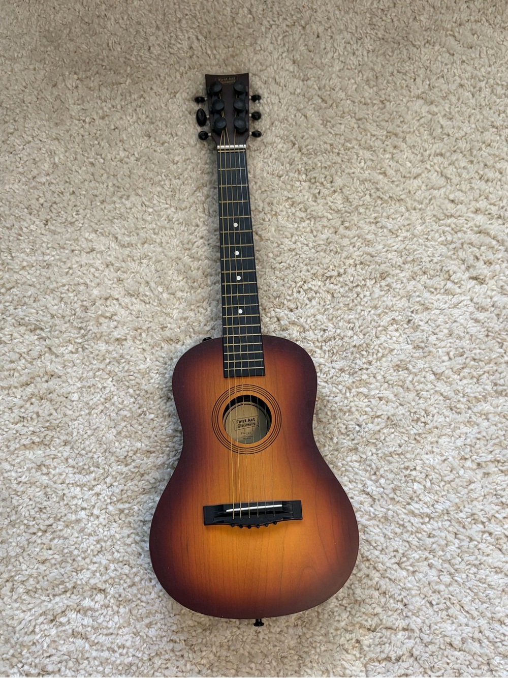 Sunburst Kids' First Act Discovery Acoustic Guitar - Vintage Style